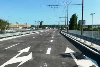 Пускат предсрочно движението по Аспаруховия мост във Варна