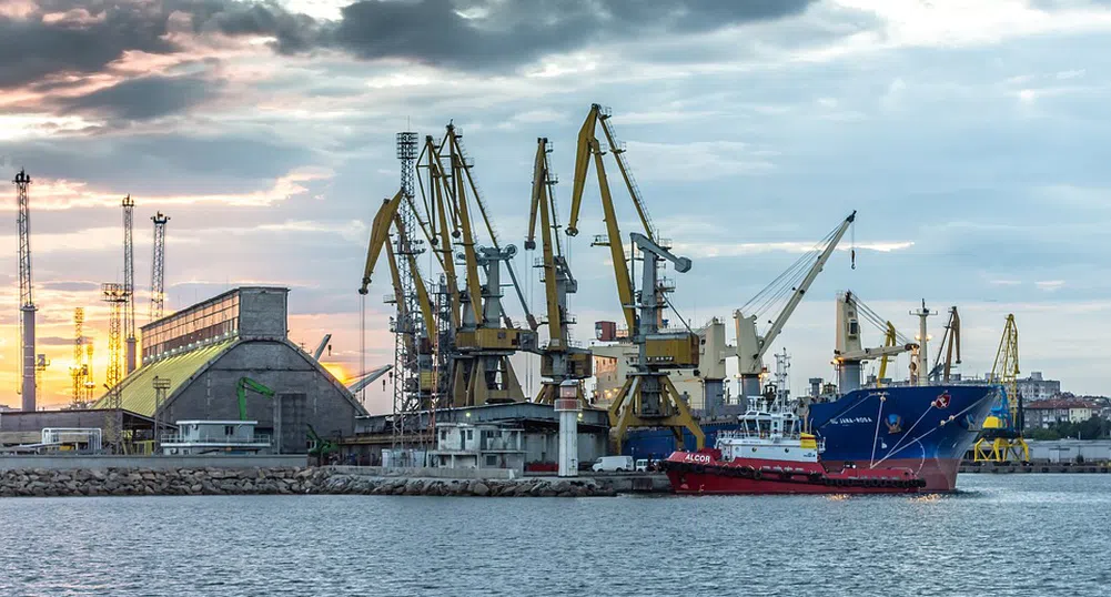 Огнище на COVID-19 на кораб, акостирал в бургаското пристанище