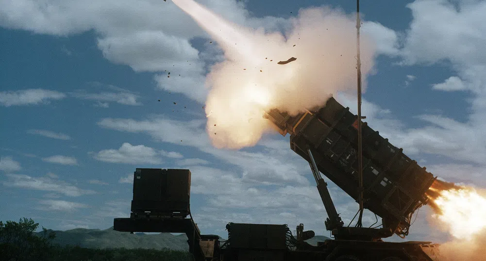 Балистични ракети удариха американското консулство в Ербил