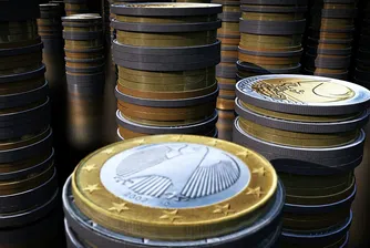 Кредитирането за домакинствата забавя темповете на растеж през декември