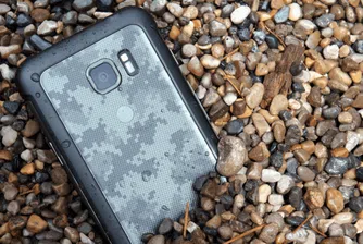 Първият защитен телефон от Xiaomi се задава