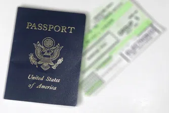 Доналд Тръмп планира да намали броя на зелените карти наполовина