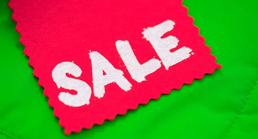 Разпродажби в моловете привличат клиенти