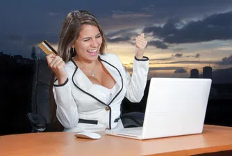 Пазаруваме все по-често онлайн, 79% от домакинствата с достъп до интернет