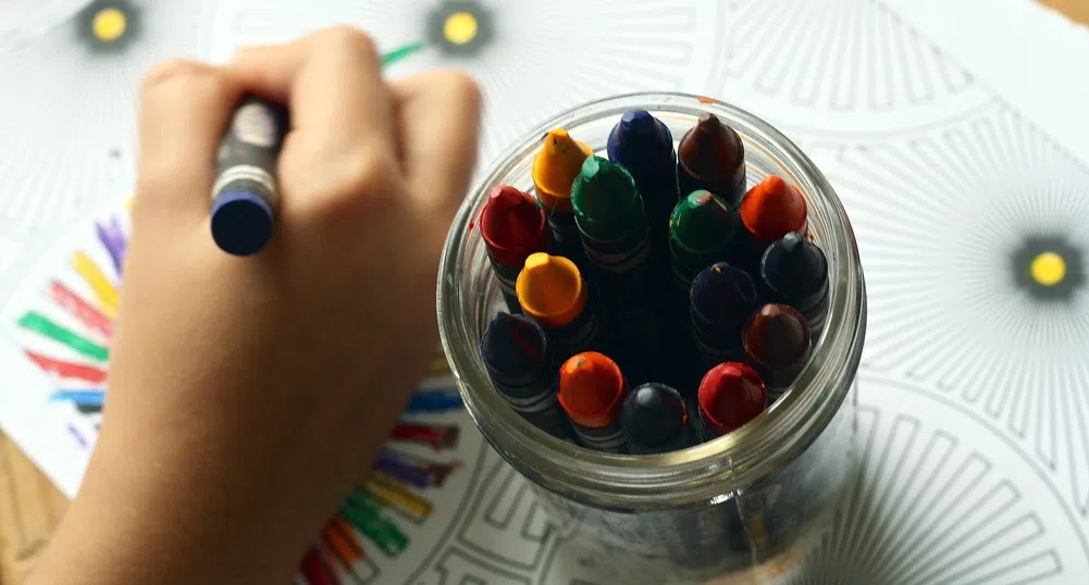 Вълчев: Засега няма решение за цялостно затваряне на училищата