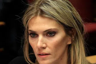 Ева Кайли остава в затвора за още един месец, реши съд в Брюксел