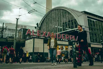 Германия навлиза в рецесия, потребителите са "поставени на колене"