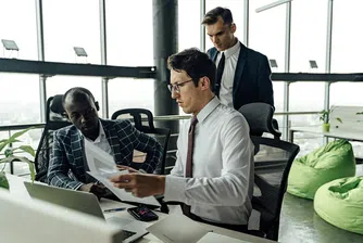 Финансовият гигант Goldman Sachs освобождава хиляди служители