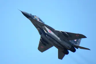 Одобриха финансиране за ремонт на военните самолети