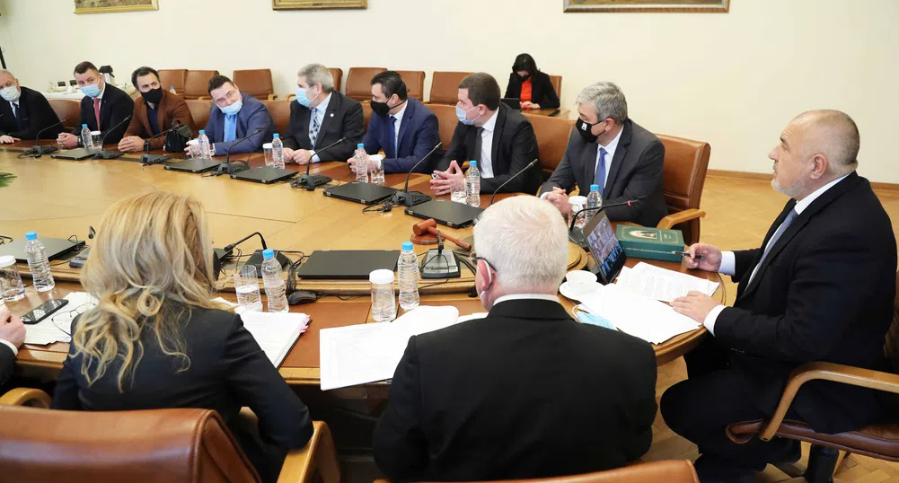 Правителството отпусна 30 млн. лева по бюджетите на 17 общини