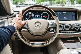 Автомобил с изкуствен интелект - Mercedes интегрира ChatGPT