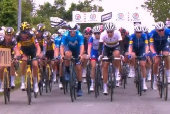 Полицията издирва жената, която причини масово падане на „Тур дьо Франс“