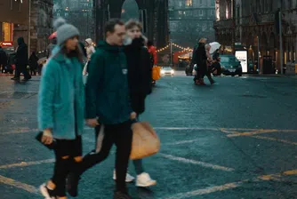 Инфлацията в еврозоната се срива до 2,4% и обърква плановете на ЕЦБ