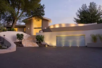 Имение, построено от Стив Возняк, се продава за 4 млн. долара