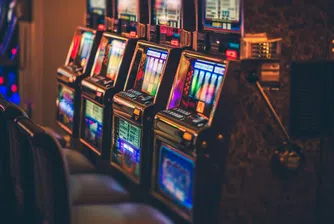 Създаване и еволюция на ротативките или
историята на „едноръките бандити“