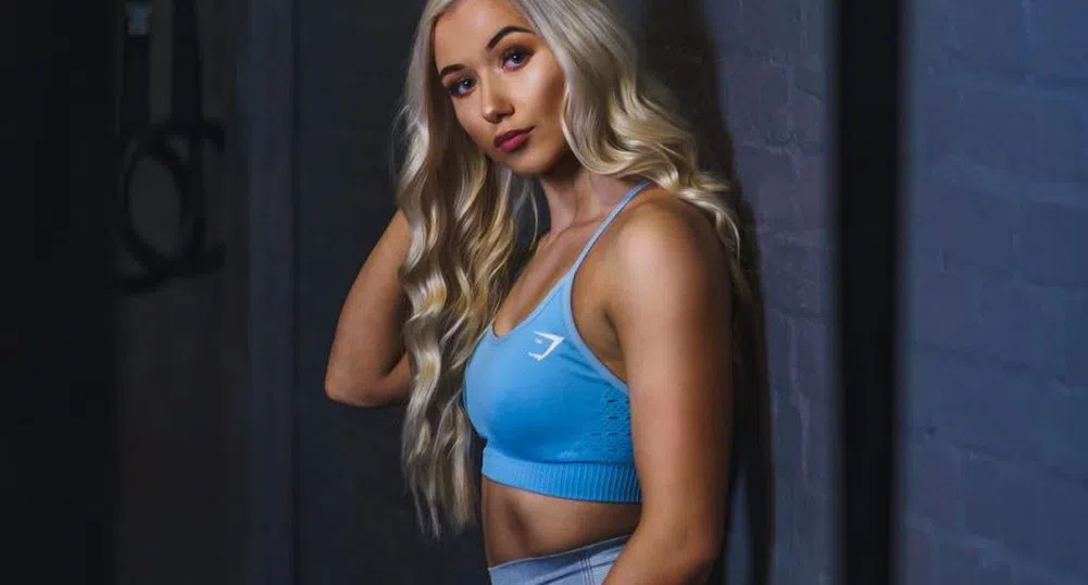 Тя поглъща по 3000 калории на ден, за да е във форма