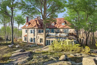 Как изглежда къща за 14 млн. долара, строена за второ пришествие