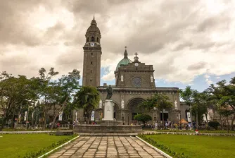 Поне 19 загинали след атентат срещу катедрала във Филипините