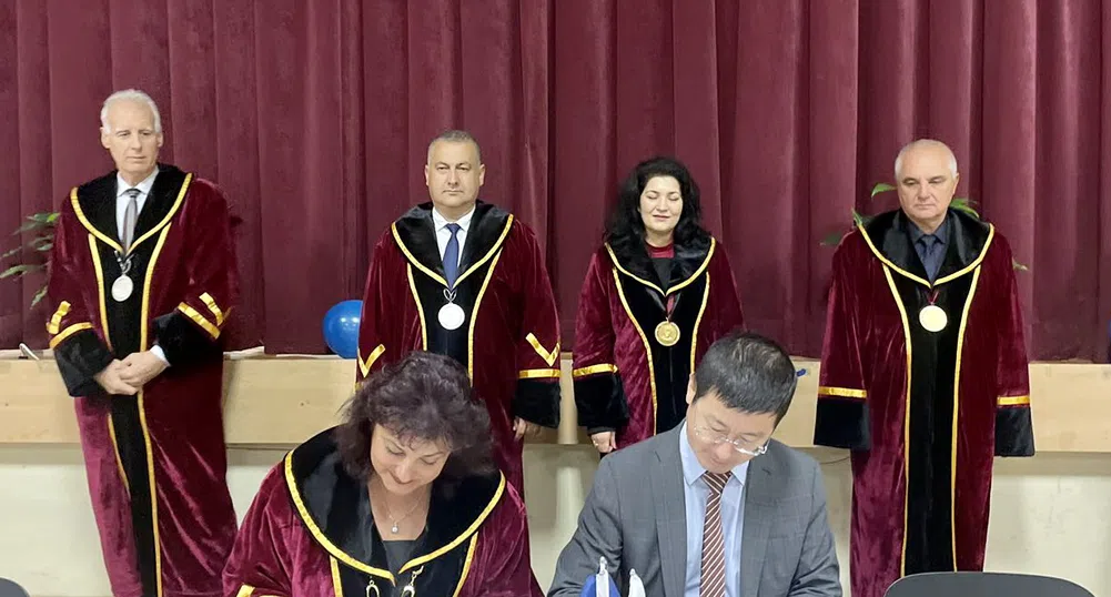 Huawei и Висшето транспортно училище с меморандум за сътрудничество