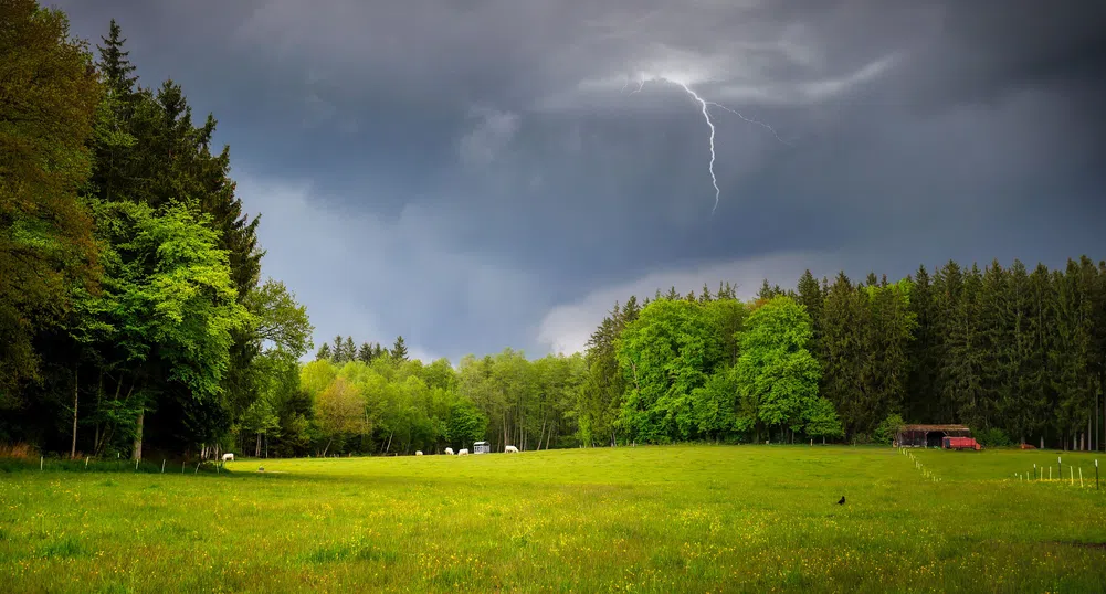 И днес вземете със себе си чадър