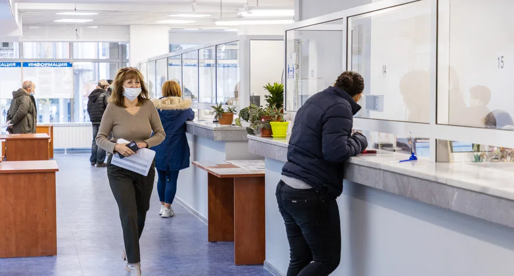 Днес е последният ден за подаване на данъчни декларации за физически лица