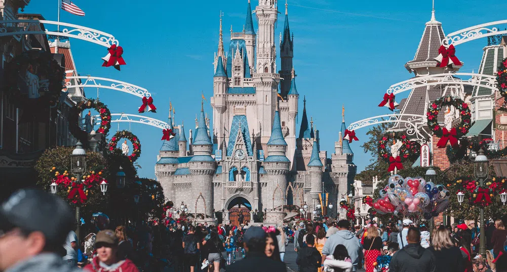 Можете да се возите на влакчетата на Disney от дивана си (видео)