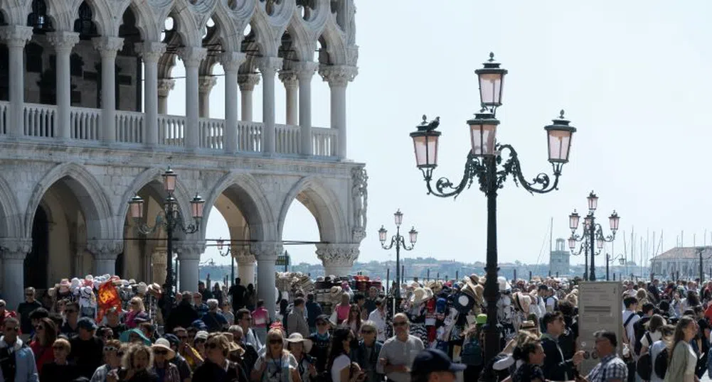 Край на безплатното пътуване в Европа: Въвеждат нови такси за чужденци