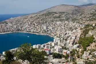 Албания налага пълна забрана за излизане през този уикенд