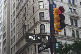 Защо хоум офисът и тихото напускане са вредни за портфейла ви от акции?