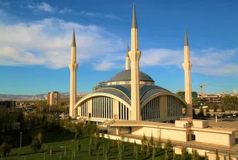 30% ръст на минималната работна заплата в Турция