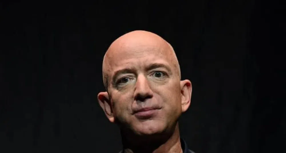 Джеф Безос притежава самолети за 150 милиона долара