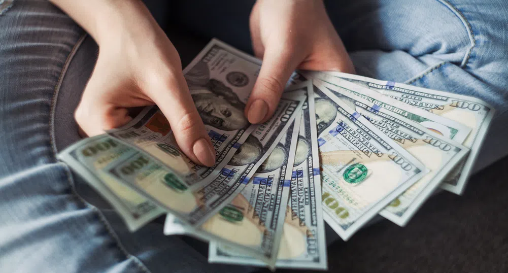 Пет токсични навика на нарцисистите по отношение на парите