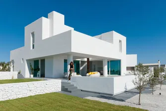 Вашата бленувана собствена къща на Санторини