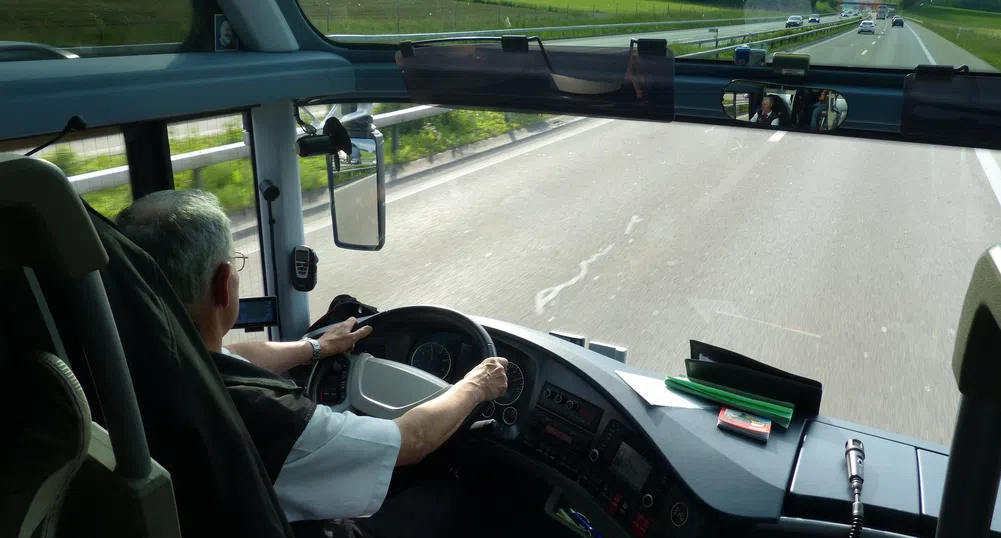 Държавата подпомага автобусните превозвачи с 30 млн. лв.