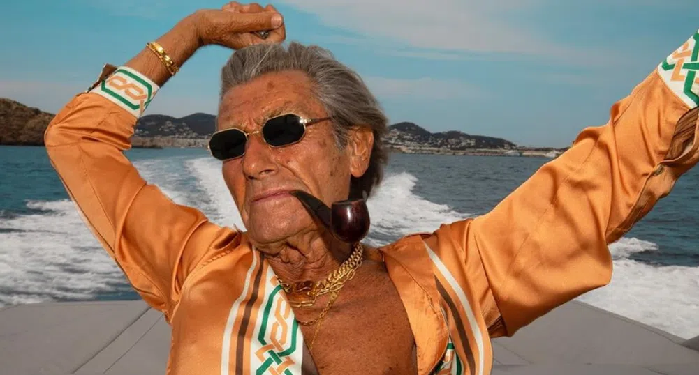 Непринудено готин и с бронзов загар: 91-годишен дядо е топ модел в Европа