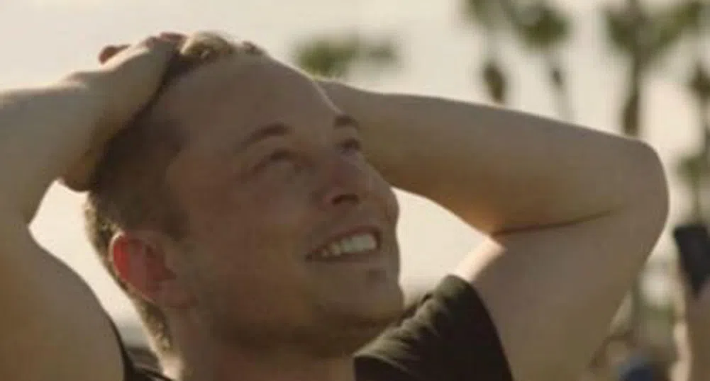 Илон Мъск се подигра с щатския финансов регулатор