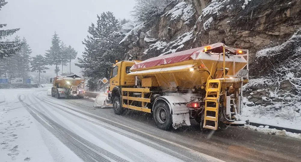 АПИ: Шофьорите да тръгват с автомобили готови за зимни условия