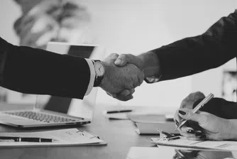 Сделките по сливане и придобиване удариха нов световен рекорд