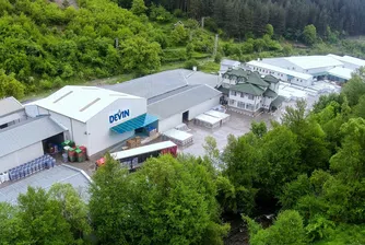 Пчели следят за чистотата и биоразнообразието около извора на DEVIN