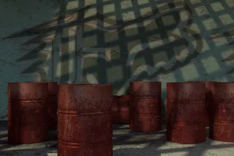 Фючърсите на петрола скачат с близо 20% след нападението