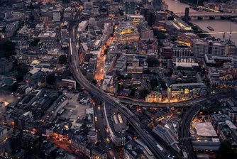 Лондон предлага на шофьорите до 5000 лири, за да бракуват старите си коли