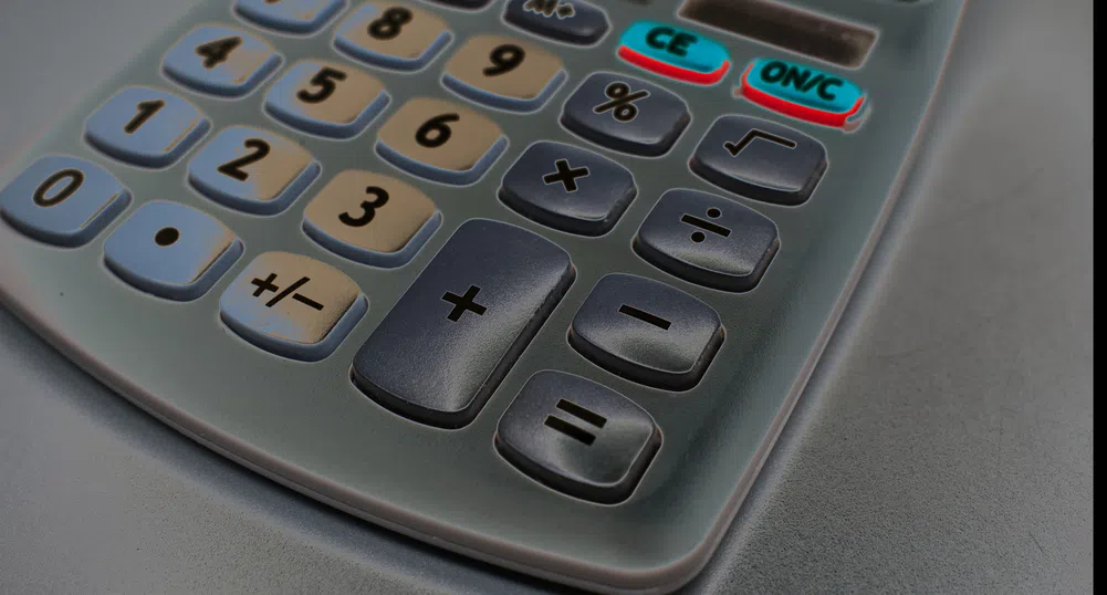 Спад на лихвите по жилищните и потребителските кредити през август