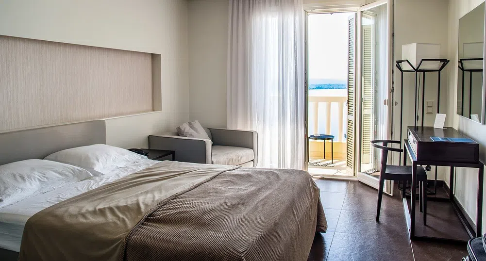 Над 35% ръст в приходите от нощувки през септември на годишна база