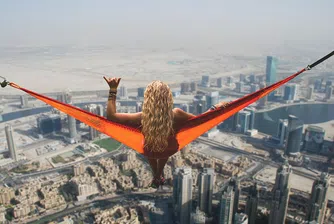 Дубай премахна данъка върху алкохола, но цените не паднаха