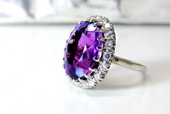 Прости методи, чрез които да разпознаете  фалшивите бижута