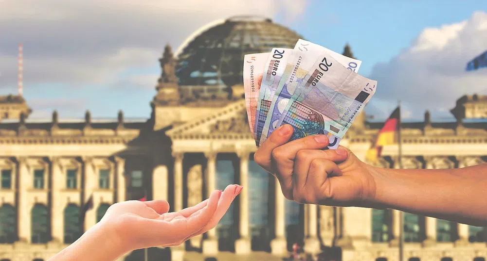 След 20 години по света може да има само пет-шест валути