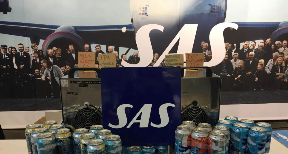 Как се прави специална бира за консумация в самолетите