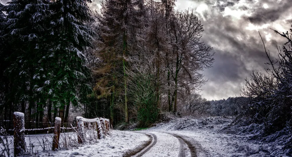 Март идва със студ и сняг
