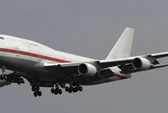 Продават самолета на премиера и императора на Япония