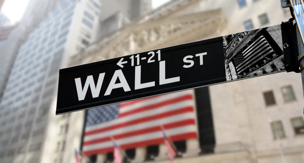 Уолстрийт обърна курса след ноемврийското рали и започна седмицата със спад